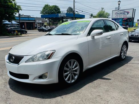 Used 2009 Lexus IS 250 AWD image 1