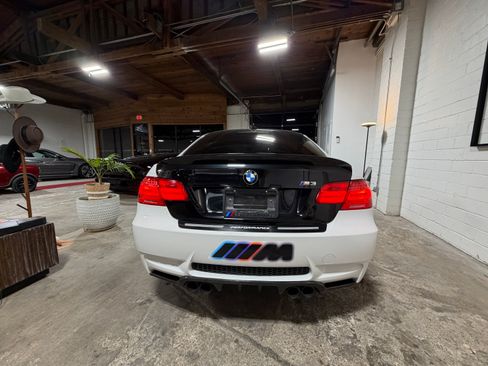 Used 2011 BMW M3 image 10