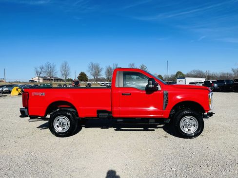 Used 2023 Ford F350 XL image 3
