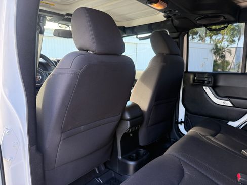 Used 2013 Jeep Wrangler Unlimited Sport image 66