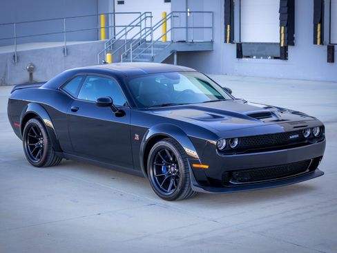 Used 2023 Dodge Challenger R/T Scat Pack image 1