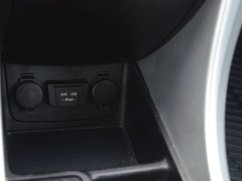 Used 2011 Hyundai Sonata GLS image 18