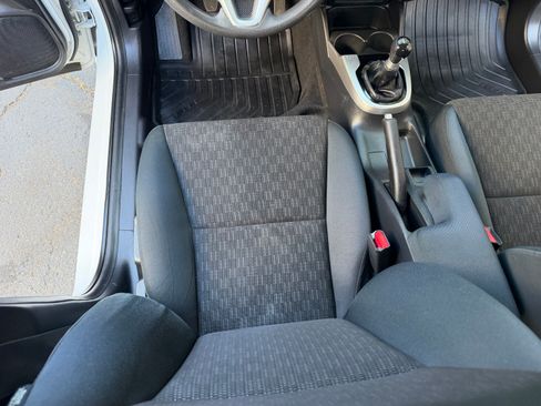 Used 2017 Honda Fit LX image 19