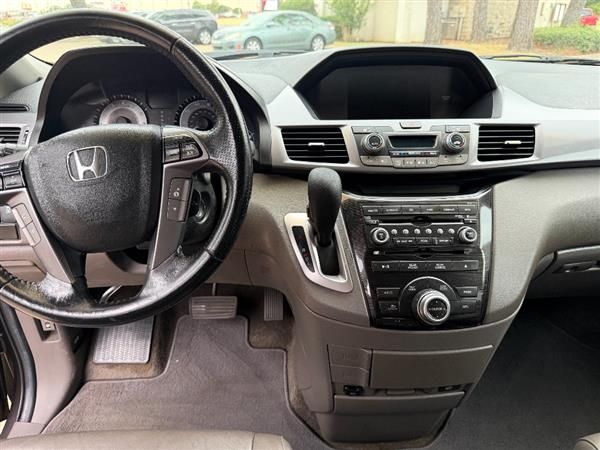 Used 2012 Honda Odyssey Touring image 8