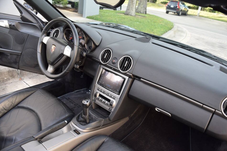 Used 2006 Porsche Boxster RWD image 55