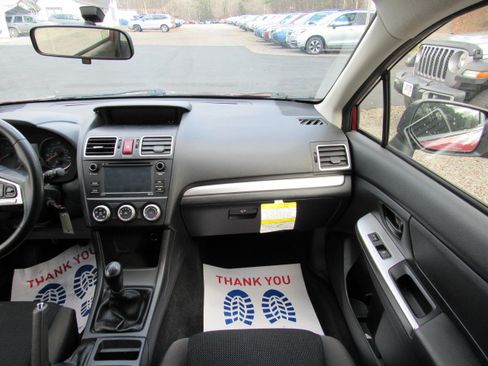 Used 2016 Subaru Crosstrek 2.0i Premium image 21