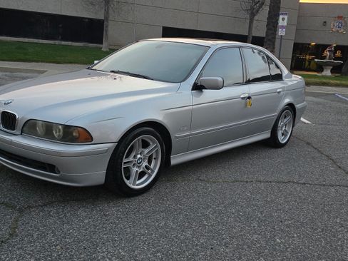 Used 2001 BMW 540i 540i image 60