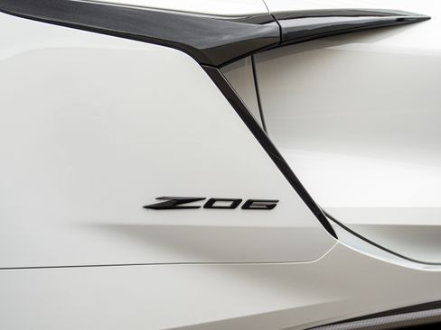 Used 2025 Chevrolet Corvette Z06 image 8