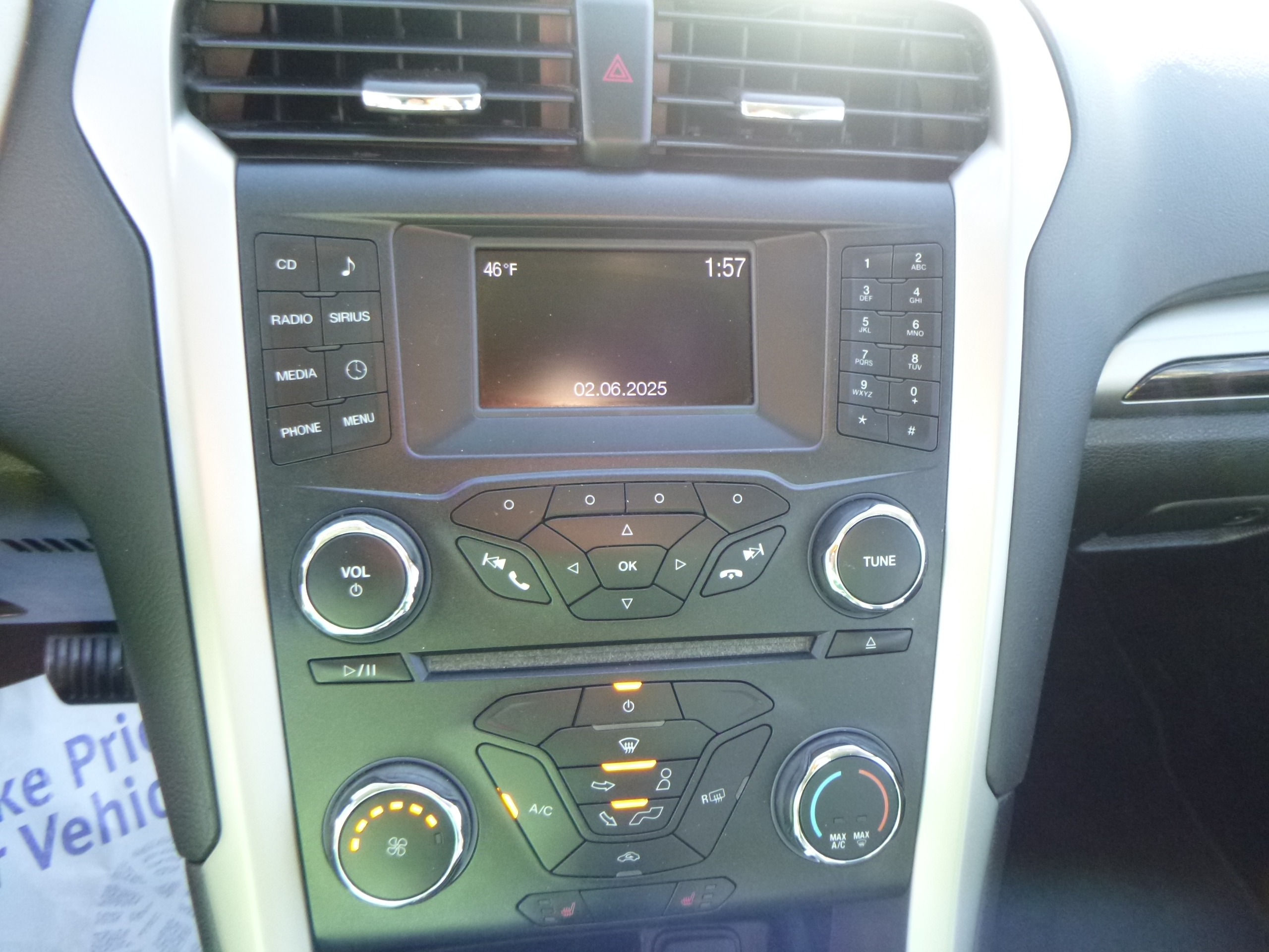 Used 2014 Ford Fusion SE FWD image 23
