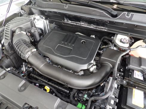 Used 2024 Chevrolet Blazer FWD LT w/ 2LT image 15