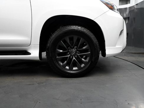Used 2021 Lexus GX 460 Premium image 17
