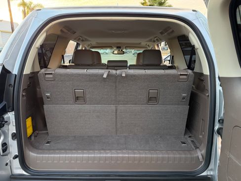 Used 2019 Lexus GX 460 image 22