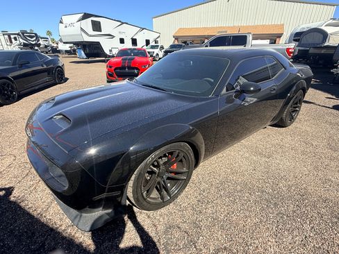 Used 2021 Dodge Challenger SRT Hellcat Redeye image 12