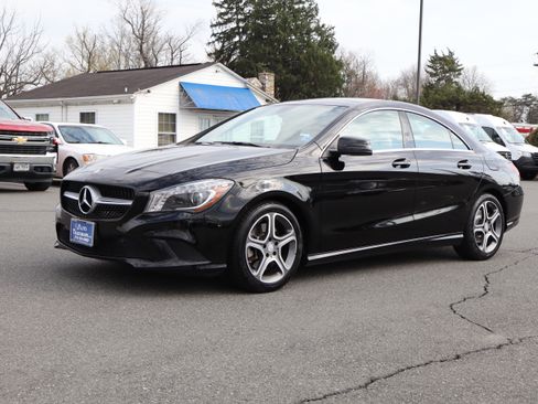 Used 2014 Mercedes-Benz CLA 250 image 4