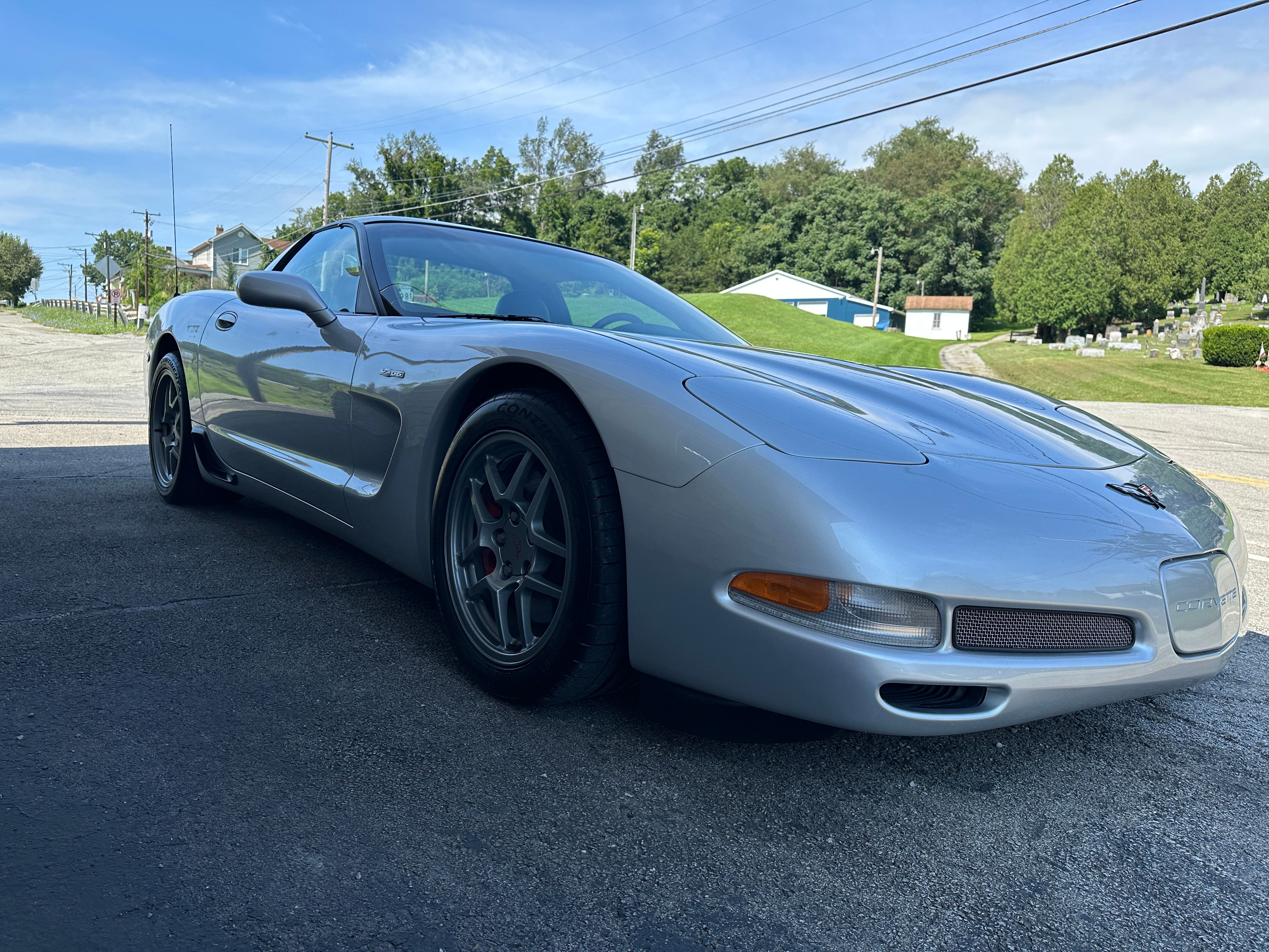 Used 2001 Chevrolet Corvette Z06 Coupe RWD image 5