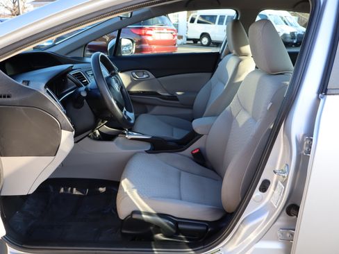 Used 2015 Honda Civic LX image 11