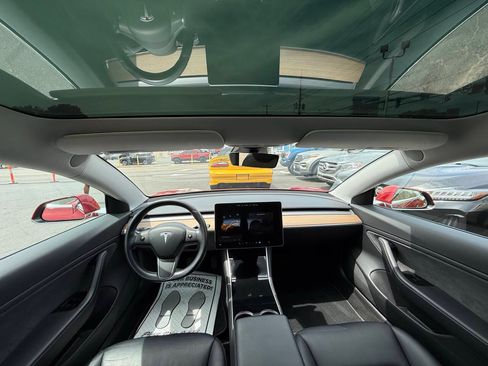 Used 2018 Tesla Model 3 Long Range AWD/4WD image 11