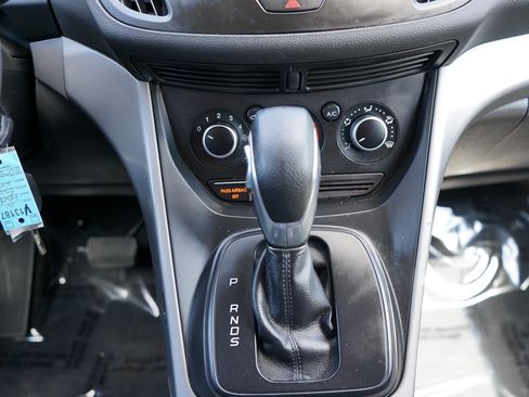 Used 2016 Ford Escape FWD SE image 18