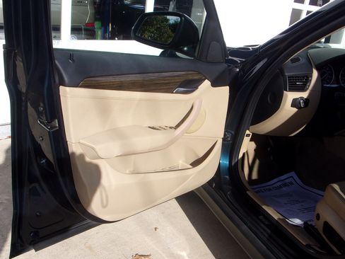 Used 2014 BMW X1 xDrive28i image 30