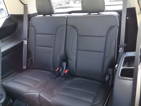 Used 2019 GMC Acadia Denali image 14