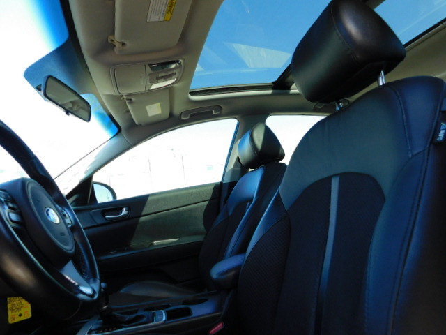 Used 2018 Kia Optima LX FWD image 13