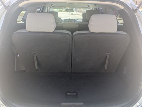 Used 2017 Hyundai Santa Fe SE image 6