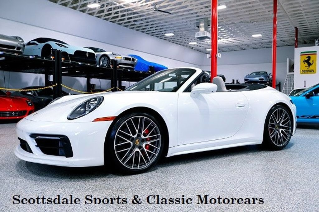 Used 2024 Porsche 911 Carrera 4S AWD/4WD image 3