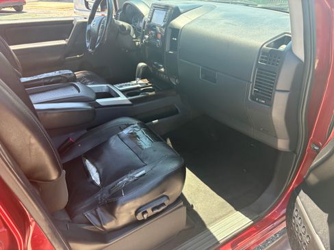 Used 2013 Nissan Titan 2WD Crew Cab image 10
