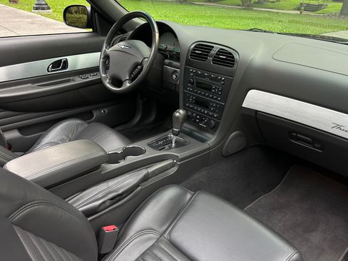 Used 2002 Ford Thunderbird RWD image 45