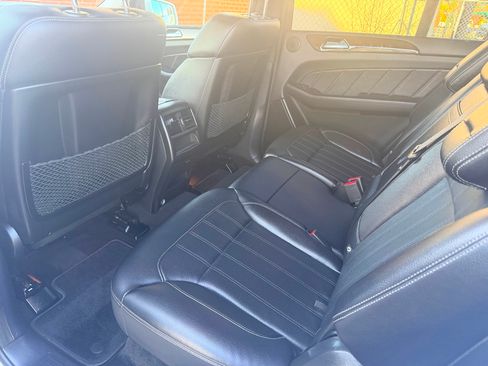 Used 2015 Mercedes-Benz GL 450 image 15