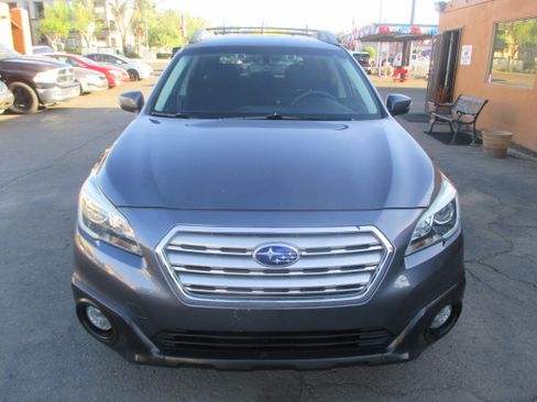Used 2017 Subaru Outback 2.5i Premium image 17