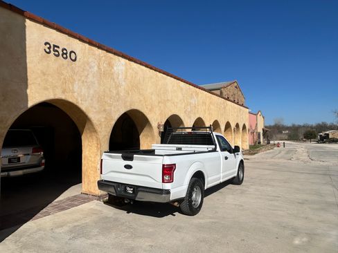 Used 2016 Ford F150 XL image 5