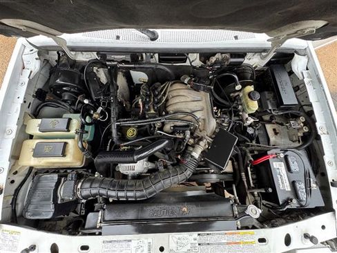 Used 1999 Ford Ranger XLT image 17
