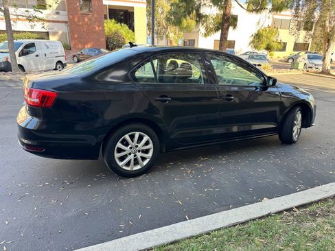 Used 2015 Volkswagen Jetta SE image 8