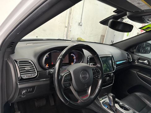 Used 2019 Jeep Grand Cherokee 4WD Trailhawk image 11
