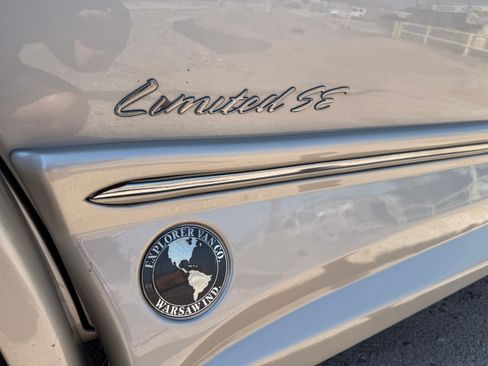 Used 2023 Chevrolet Express 2500 LT image 21