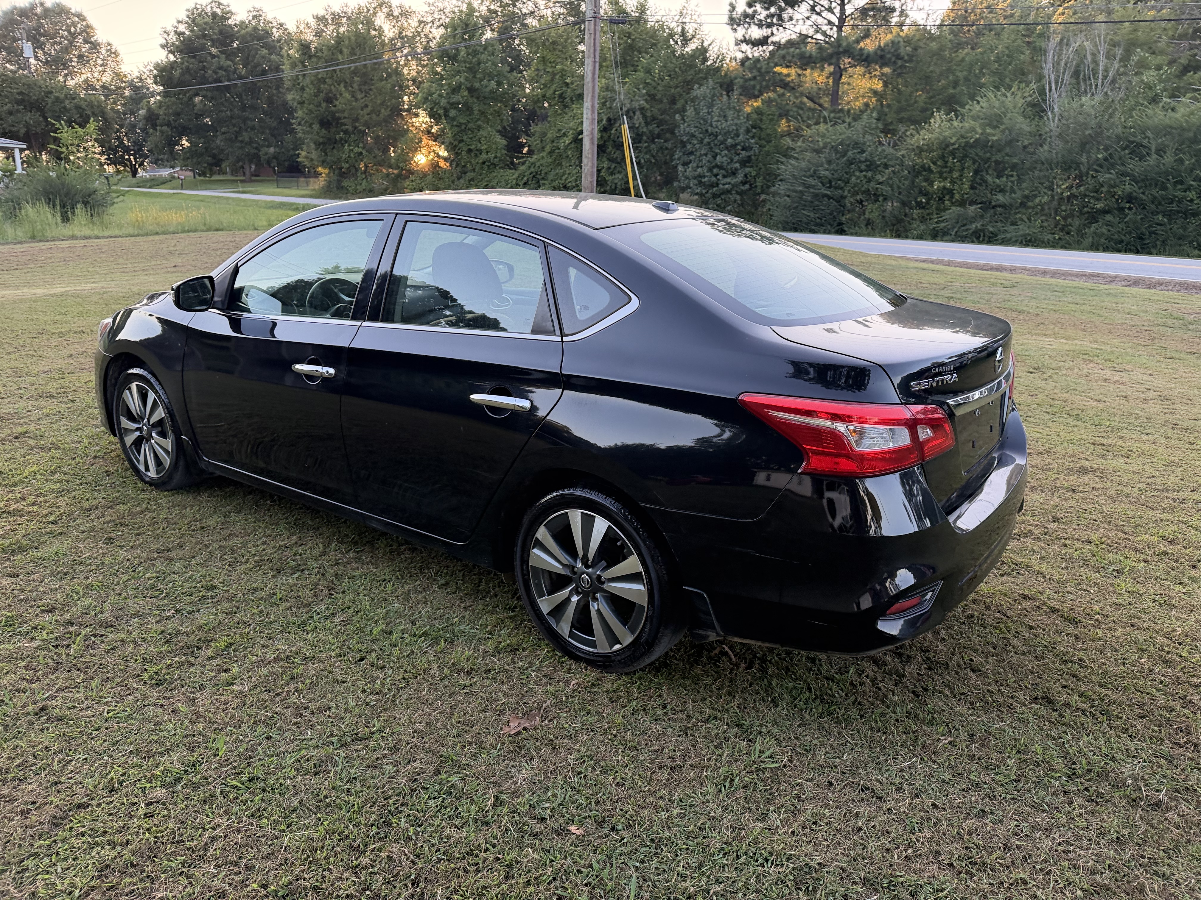Used 2017 Nissan Sentra UNAVAIL FWD image 28