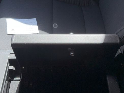 Used 2022 Toyota Tundra SR5 image 13