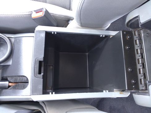 Used 2010 Jeep Wrangler Sport image 22