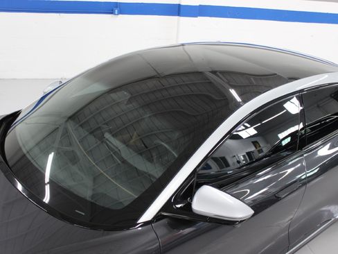 Used 2023 Lucid Air Grand Touring image 17