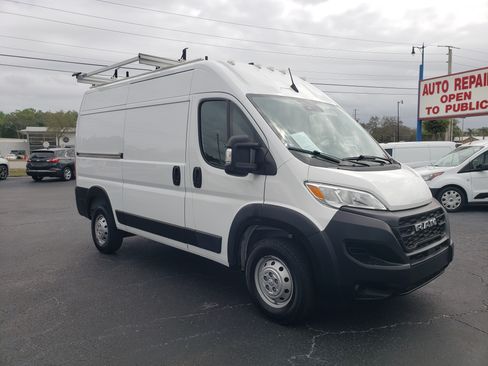 Used 2023 RAM ProMaster 2500 image 6