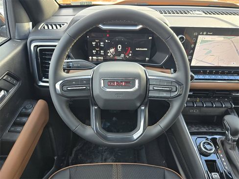 New 2026 GMC Canyon AT4 image 25