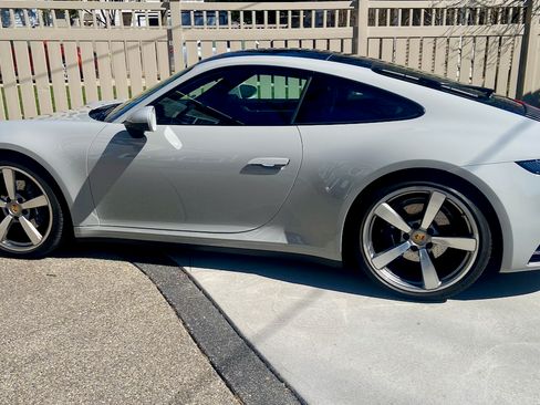 Used 2022 Porsche 911 Carrera 4 image 4