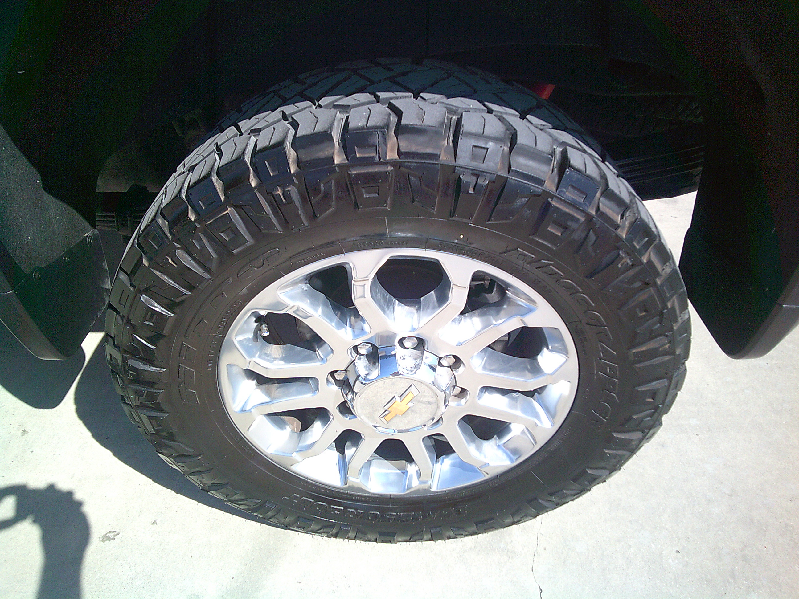 Used 2024 Chevrolet Silverado 2500 LTZ AWD/4WD image 23