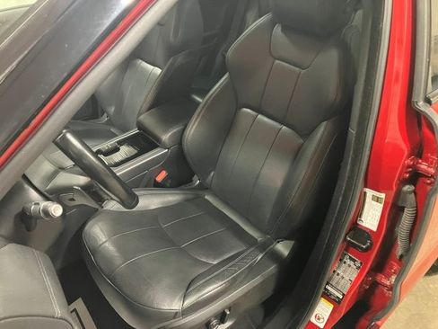 Used 2019 Land Rover Range Rover Evoque Landmark Edition image 8