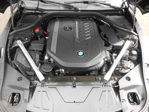 Used 2025 BMW Z4 M40i image 8