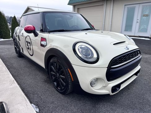 Used 2015 MINI Cooper S image 4