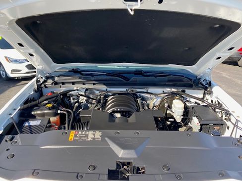 Used 2018 Chevrolet Silverado 1500 LT Z71 image 17