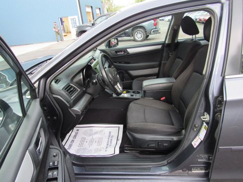 Used 2016 Subaru Legacy 2.5i Premium AWD/4WD image 15