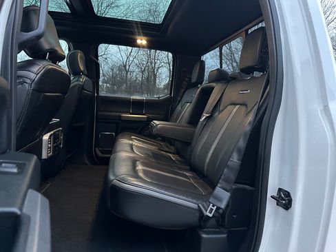 Used 2018 Ford F150 4x4 SuperCrew image 12